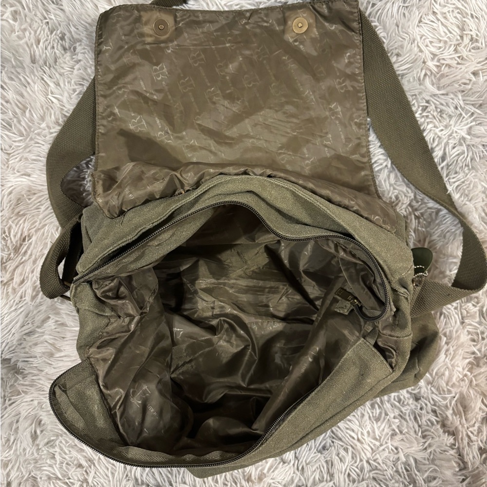 Robin Ruth Limited Edition Jamaica Messenger Bag - Picture 3 of 9